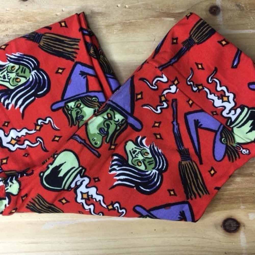 Brand new LuLaRoe Tween (0-00) size Halloween leggings